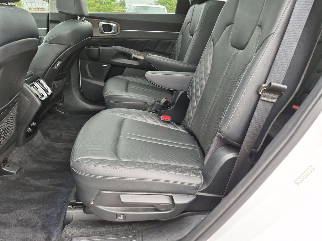 Used 2021 Kia Sorento SX Prestige AWD/4WD image 30
