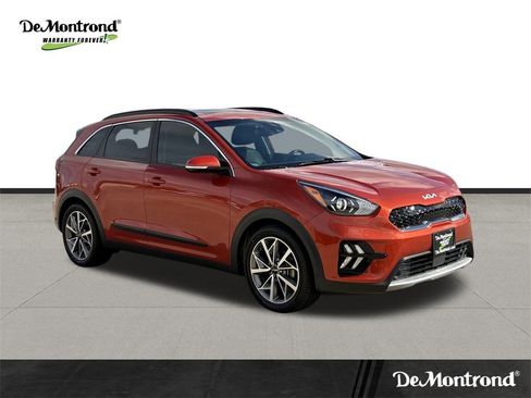 Used 2022 Kia Niro Touring Special Edition image 3