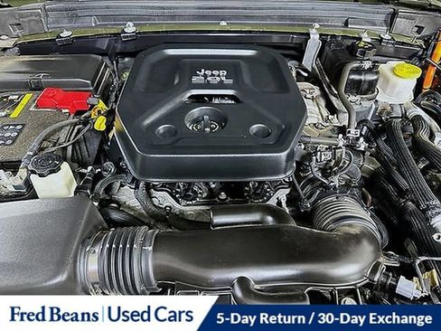 Used 2022 Jeep Wrangler Unlimited Sahara w/ Cold Weather Group image 39