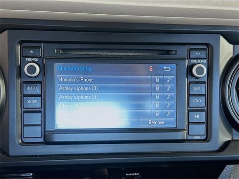 Used 2018 Toyota Tacoma SR image 13