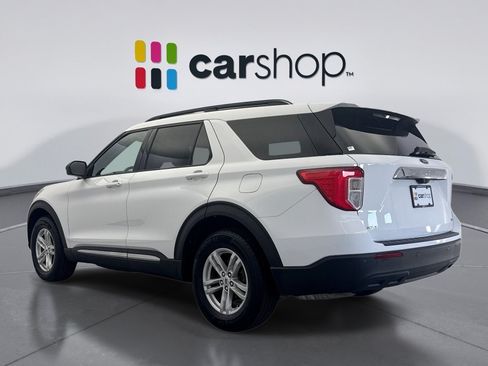 Used 2020 Ford Explorer XLT AWD/4WD image 3