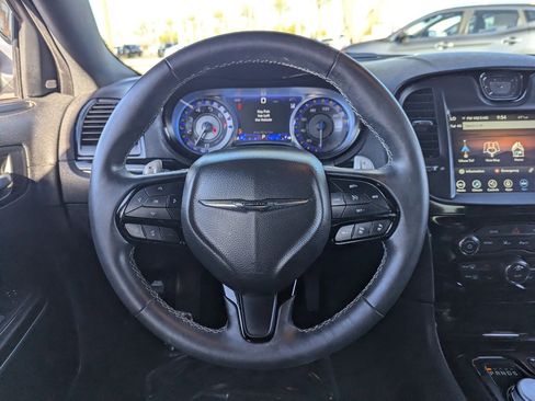 Used 2022 Chrysler 300 S w/ Safetytec Plus Group image 27