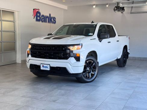 Certified 2023 Chevrolet Silverado 1500 Custom w/ Rally Edition image 2