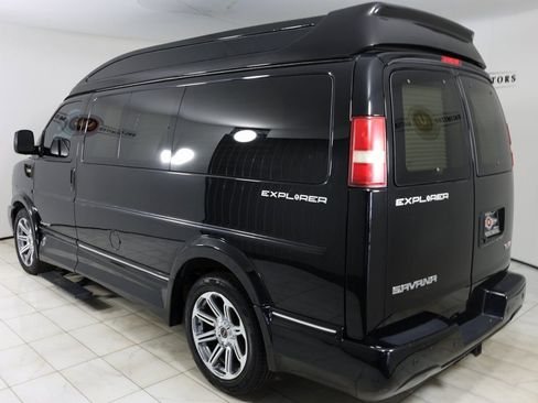 Used 2016 GMC Savana 2500 RWD image 4