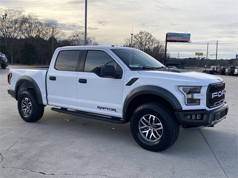 Used 2018 Ford F150 Raptor image 9