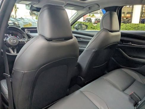 Used 2025 MAZDA MAZDA3 s image 23