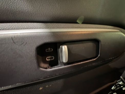 Used 2024 BMW X6 xDrive40i image 41