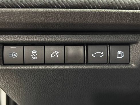 New 2026 Toyota Camry SE FWD image 38