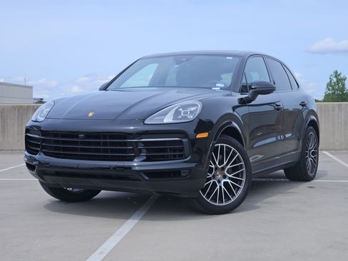 Used 2020 Porsche Cayenne image 1