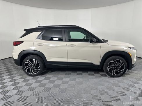 New 2026 Chevrolet TrailBlazer RS w/ Convenience Package image 2