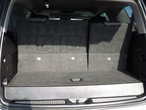 Used 2018 Chevrolet Tahoe LT image 9