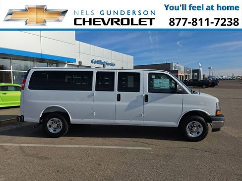 New 2025 Chevrolet Express 3500 LT w/ LT Preferred Equipment Group image 4