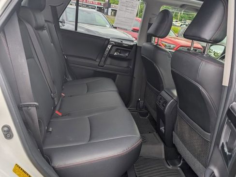 Used 2023 Toyota 4Runner TRD Off-Road Premium w/ Moonroof Package AWD/4WD image 18