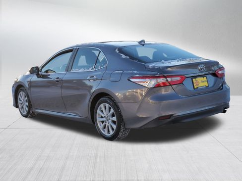 Certified 2020 Toyota Camry LE image 6