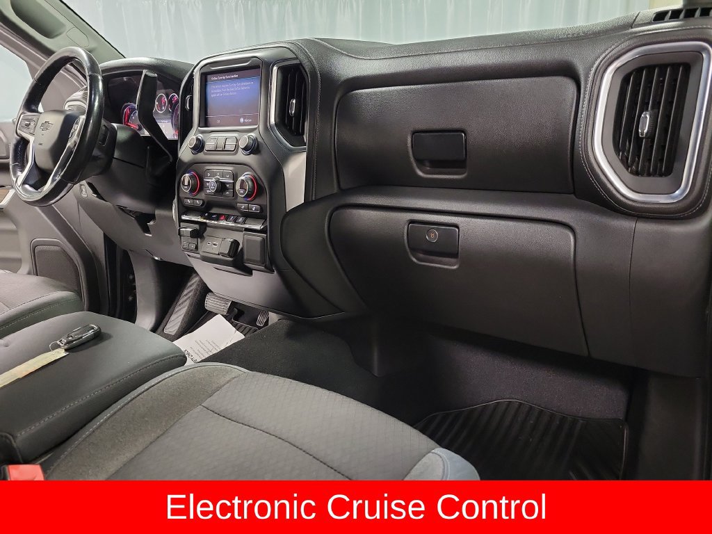Used 2019 Chevrolet Silverado 1500 RST AWD/4WD image 36