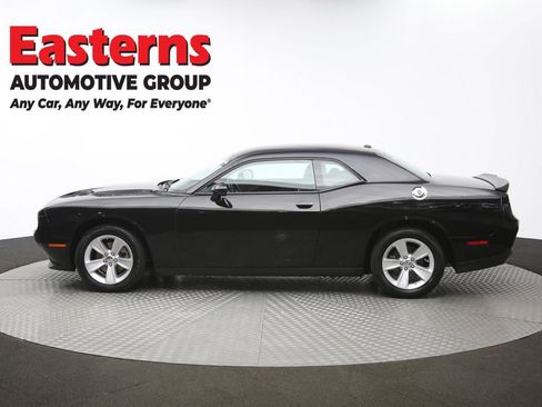 Used 2023 Dodge Challenger SXT image 58