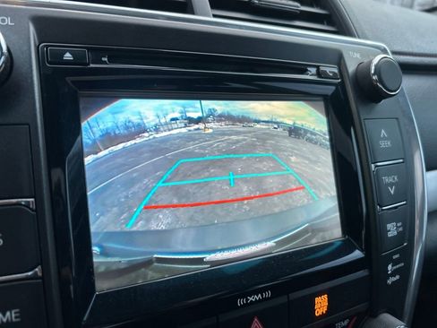 Used 2016 Toyota Camry XSE w/ Moonroof Package image 14