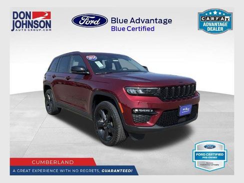 Used 2024 Jeep Grand Cherokee Limited w/ Black Appearance Package AWD/4WD image 1