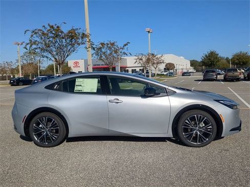 New 2026 Toyota Prius XLE image 3