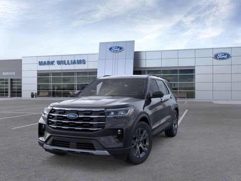 New 2026 Ford Explorer Active AWD/4WD image 2