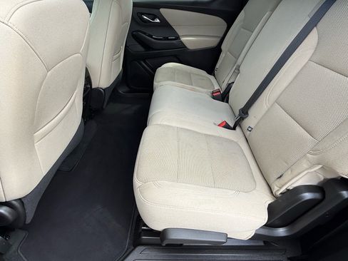 Used 2023 Chevrolet Traverse LS w/ Safety Package FWD image 12