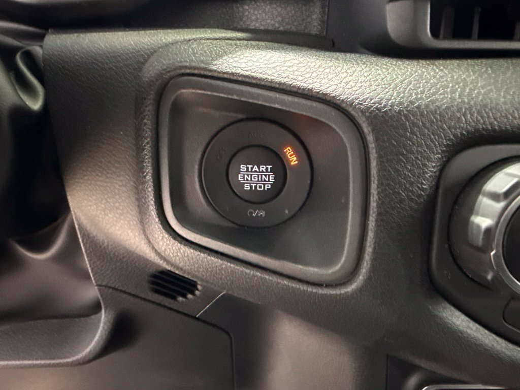 Used 2024 Jeep Gladiator Sport AWD/4WD image 22