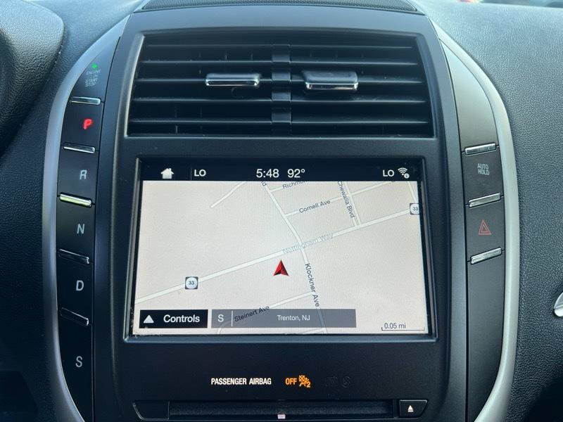 Used 2017 Lincoln MKC Select w/ Select Plus Package AWD/4WD image 15