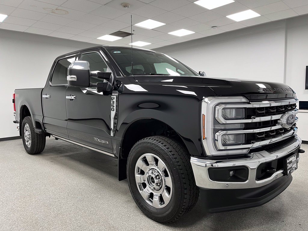 Used 2025 Ford F350 King Ranch AWD/4WD image 2