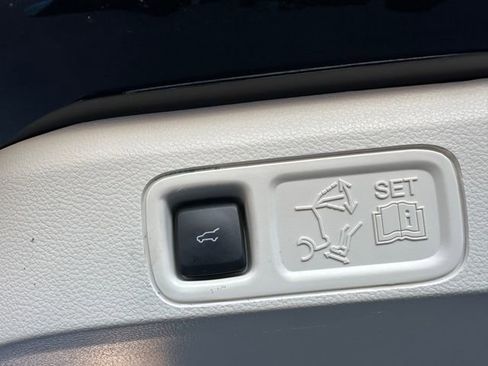 Used 2023 Lincoln Navigator Black Label image 45