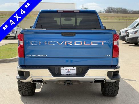 Used 2022 Chevrolet Silverado 1500 LTZ w/ LTZ Convenience Package II image 7