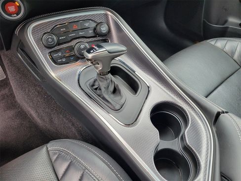Used 2018 Dodge Challenger SRT Hellcat image 14