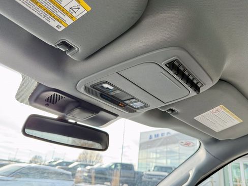 Used 2023 Ford F250 XLT w/ FX4 Off-Road Package image 24