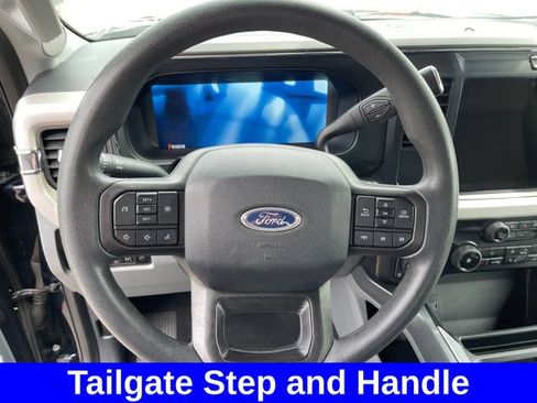 Used 2025 Ford F250 XLT w/ Black Appearance Package AWD/4WD image 21