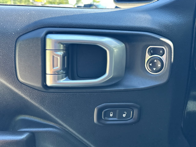 Used 2019 Jeep Wrangler Sport AWD/4WD image 19