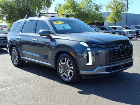 Used 2023 Hyundai Palisade Limited FWD image 7