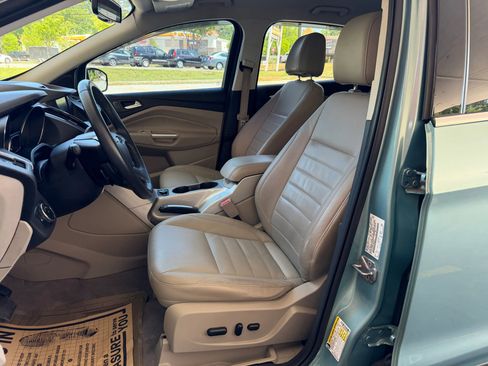 Used 2013 Ford Escape SEL FWD image 9