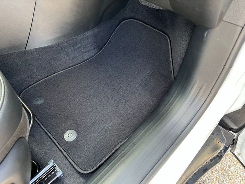 New 2026 Jeep Compass Latitude image 10