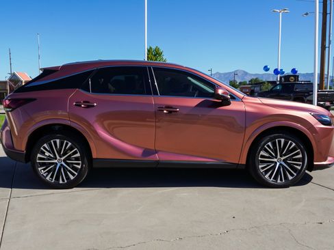 Used 2025 Lexus RX 350 w/ Convenience Package AWD/4WD image 9
