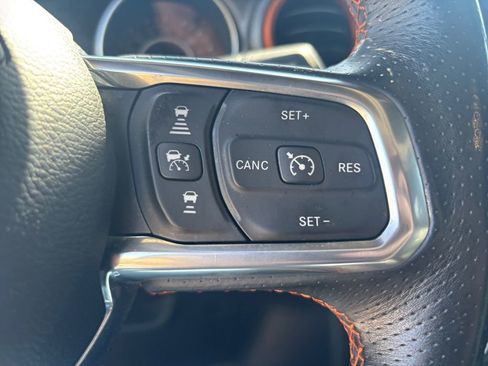 Used 2023 Jeep Gladiator Mojave w/ LED Lighting Group AWD/4WD image 16