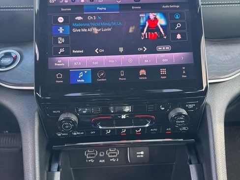 New 2025 Jeep Grand Cherokee L Limited image 21