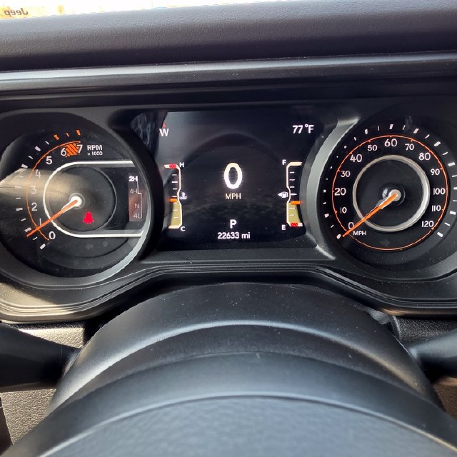 Used 2026 Jeep Wrangler Unlimited Rubicon AWD/4WD image 18