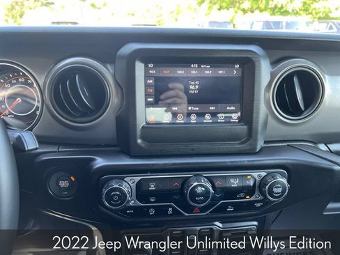 Used 2022 Jeep Wrangler Unlimited Sport AWD/4WD image 17