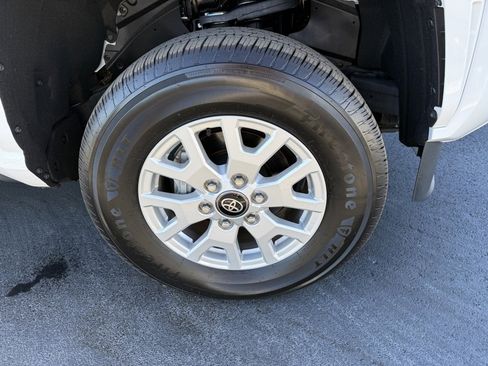 Used 2024 Toyota Tacoma SR5 image 8