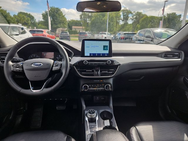 Used 2022 Ford Escape SEL AWD/4WD image 13