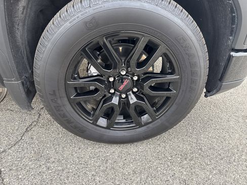 Certified 2025 GMC Sierra 1500 Elevation image 13