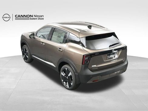 New 2026 Nissan Kicks SR FWD image 36