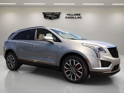 New 2026 Cadillac XT5 Sportv image 7