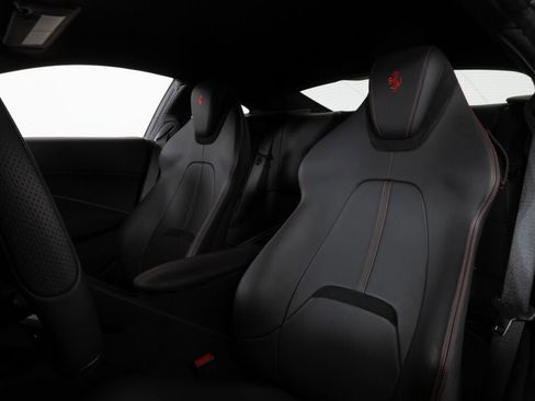 Certified 2021 Ferrari Roma image 45