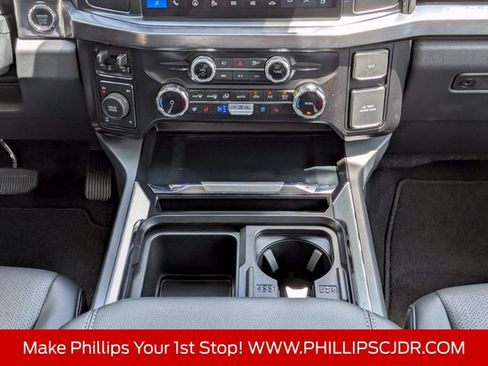 Used 2025 Ford F250 Lariat w/ FX4 Off-Road Package AWD/4WD image 18