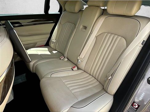 Used 2018 Genesis G90 5.0 Ultimate AWD/4WD image 27